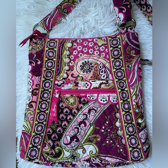 Vera Bradley Hipster Very Berry Paisley Crossbody bag - Picture 3 of 7